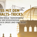 Goldene Silhouette des Reichstagsgebäudes vor einem nebligen Hintergrund mit einer zerfallenden Brücke in High-Key Optik.